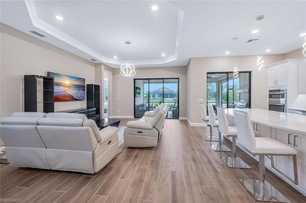 8448 Rosa Ct, Naples, FL 34114 photo