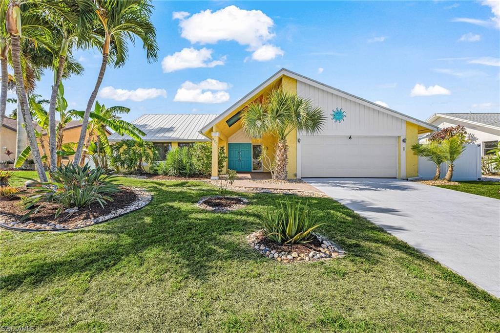 920 33 St, Cape Coral, FL 33904