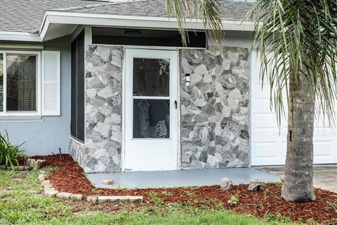 Single Family Residence in FORT MYERS FL 17236 Lee RD.jpg