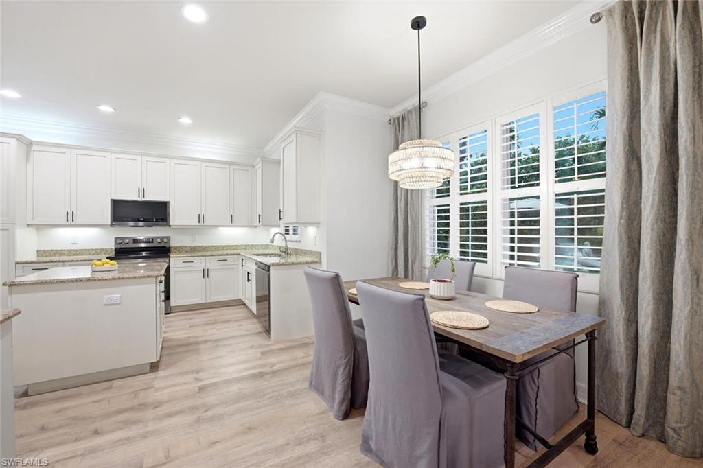 6550 Marbella Dr, Naples, FL 34105 photo