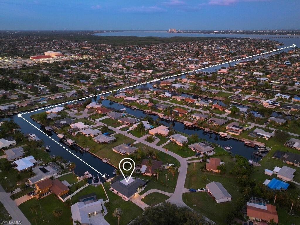 1627 SE 29 Ter, Cape Coral, FL 33904 photo