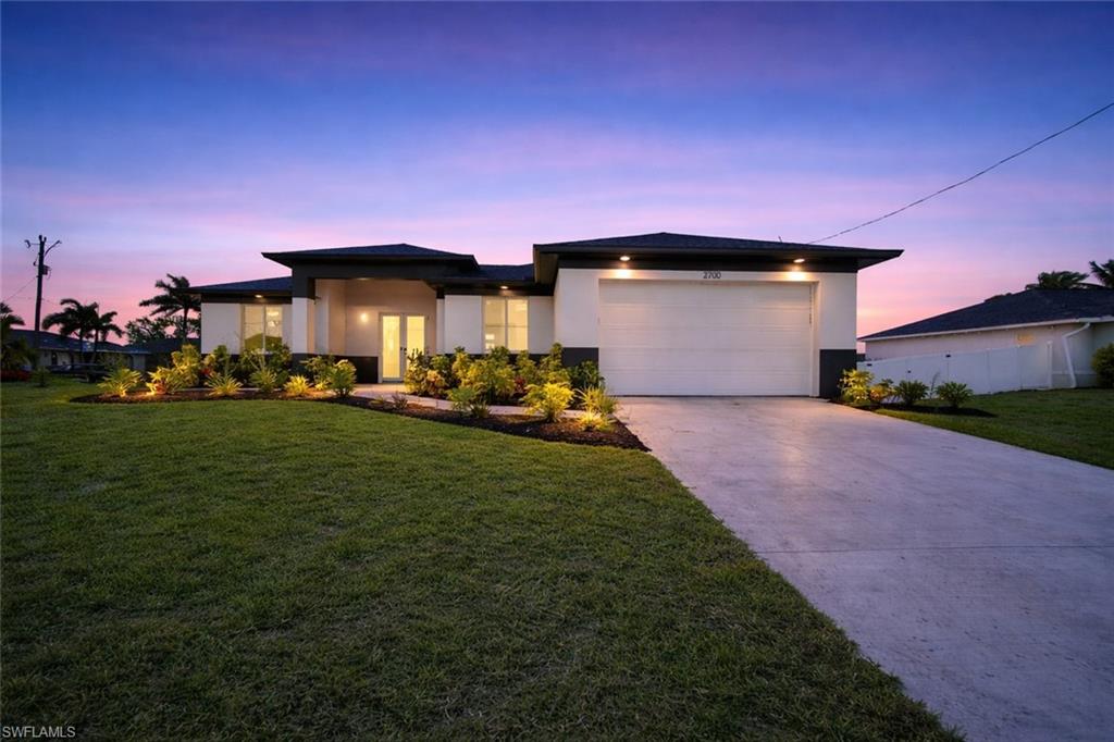2700 6 St, Cape Coral, FL 33993