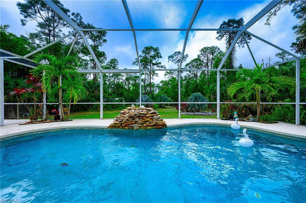 4595 16 St, Naples, FL 34120 photo