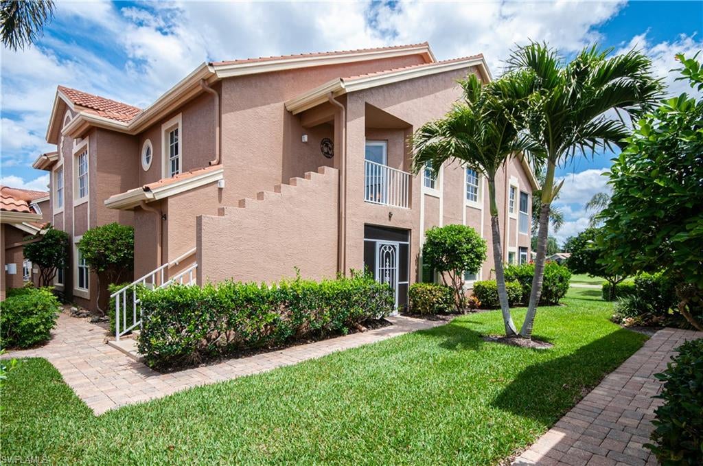 13255 Sherburne Cir, Bonita Springs, FL 34135