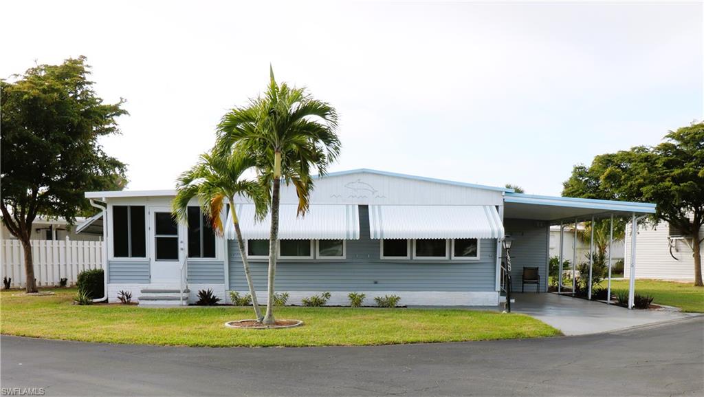 116 Coachlight Dr, Fort Myers, FL 33908 photo