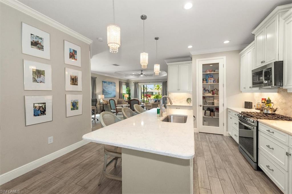 2302 Marquesa Cir, Naples, FL 34112 photo