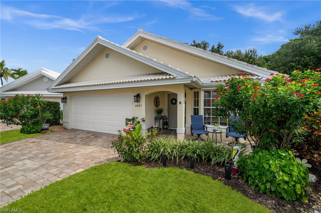 1597 Weybridge Cir, Naples, FL 34110