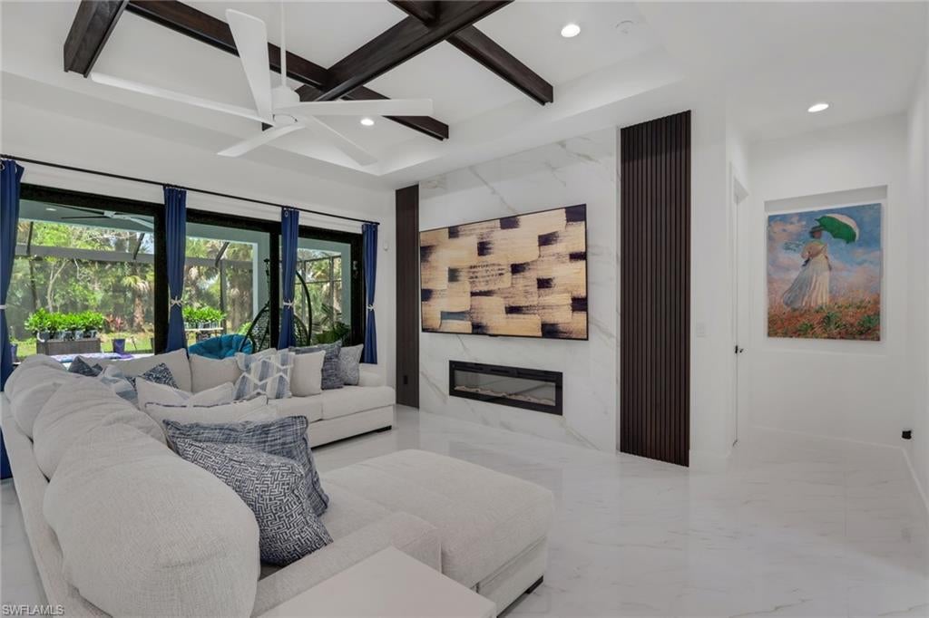 491 9 St, Naples, FL 34117 photo