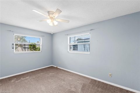 Single Family Residence in LEHIGH ACRES FL 2205 Croton CT 12.jpg