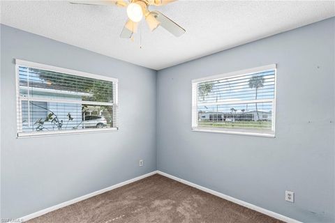 Single Family Residence in LEHIGH ACRES FL 2205 Croton CT 13.jpg