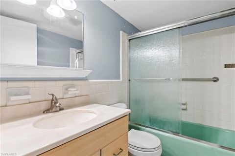 Single Family Residence in LEHIGH ACRES FL 2205 Croton CT 17.jpg