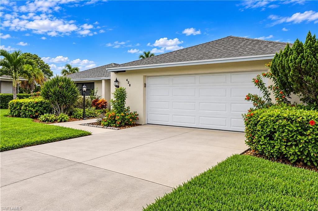 428 Pine Lake Dr, Naples, FL 34112 photo
