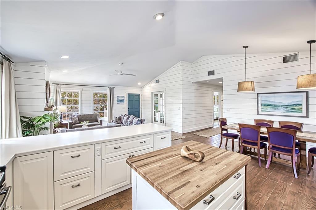220 Palm Lake Dr, Sanibel, FL 33957 photo