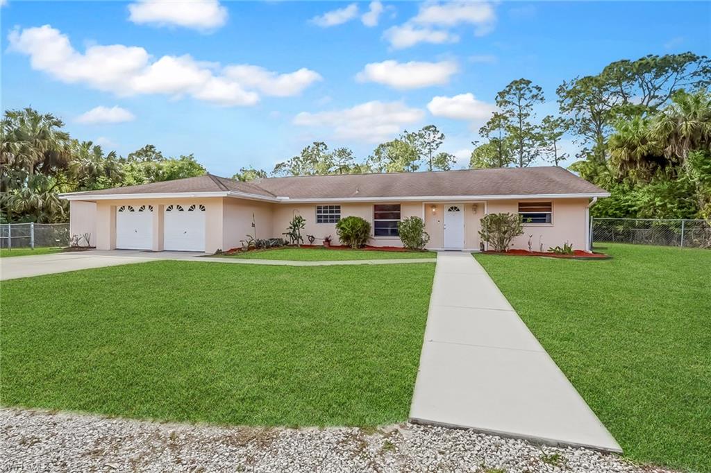 501 11 St, Naples, FL 34120 photo