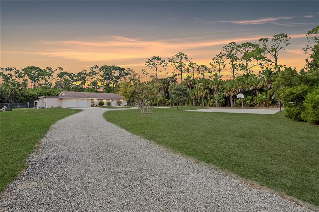 501 11 St, Naples, FL 34120 photo