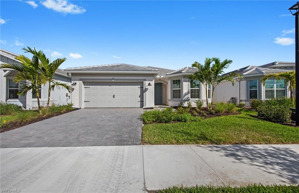 12416 Basalt Ln, Alva, FL 33920 photo