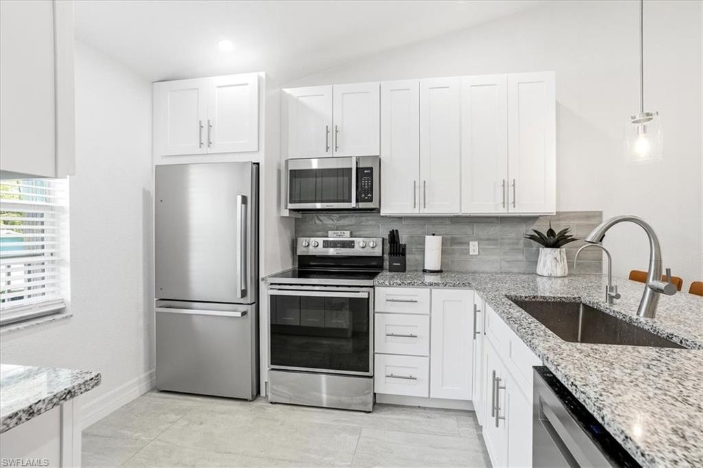 1714 Kings Lake Blvd #202, Naples, FL 34112 photo