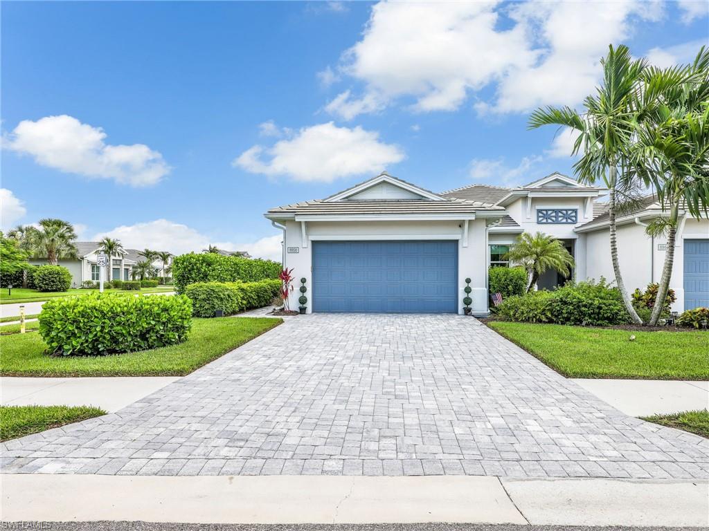 8958 Saint Lucia Dr, Naples, FL 34114 photo