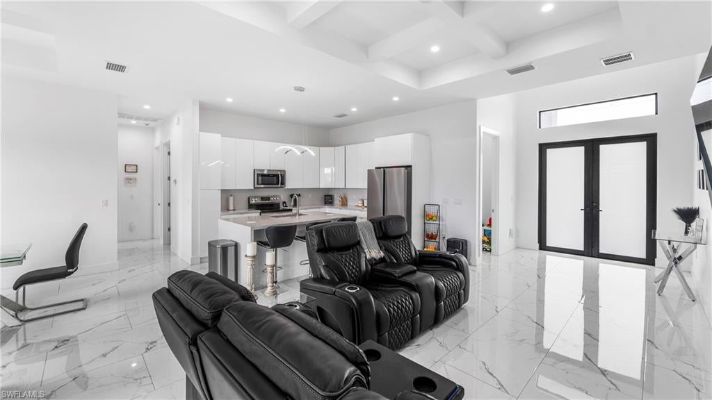 2998 52 St, Naples, FL 34116 photo