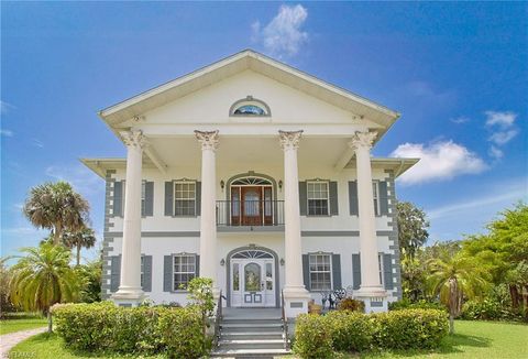 Single Family Residence in ALVA FL 21810 Pearl ST.jpg