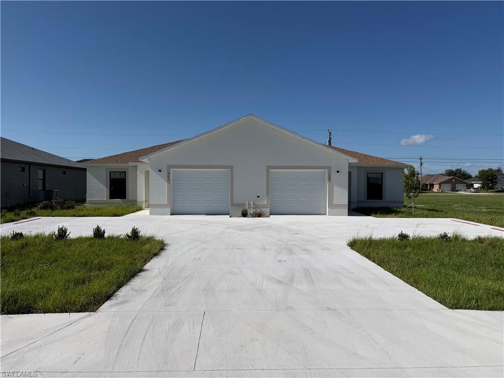 703 8 St, Cape Coral, FL 33990