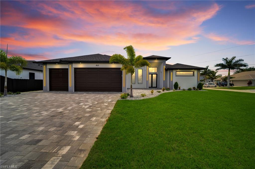 853 15 Ave, Cape Coral, FL 33991