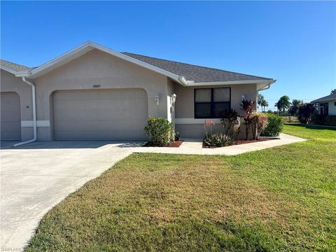 Townhouse in LEHIGH ACRES FL 20065 Lake Vista CIR.jpg
