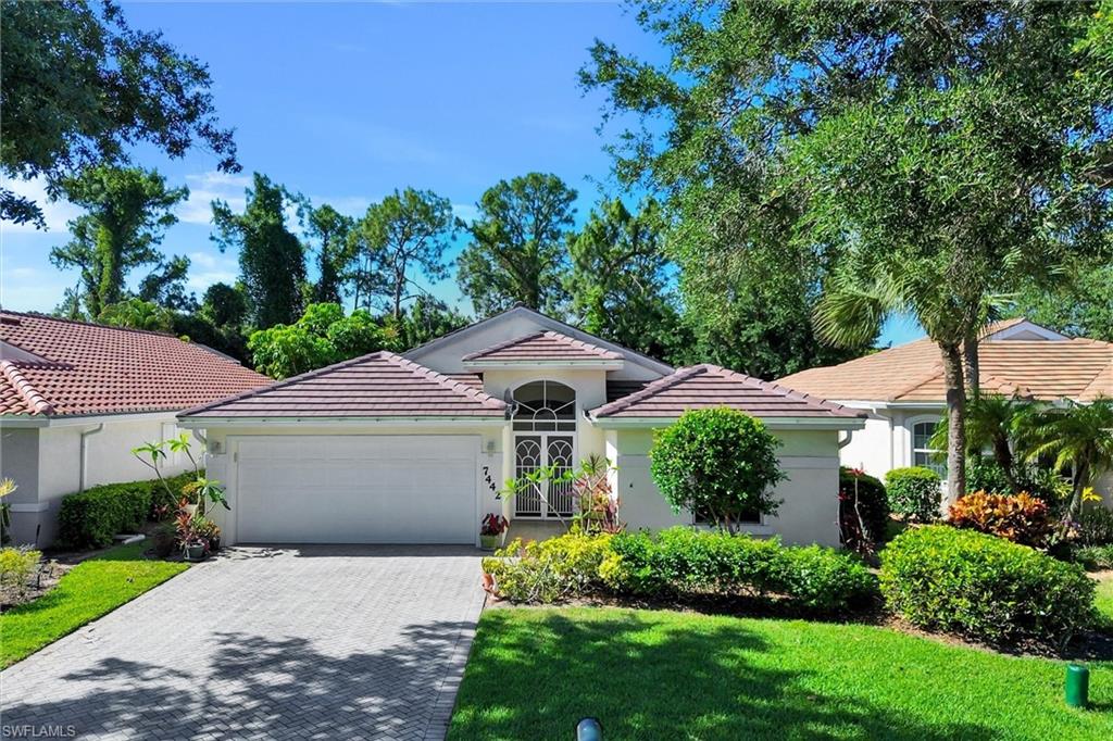 7442 Meldin Ct, Naples, FL 34104