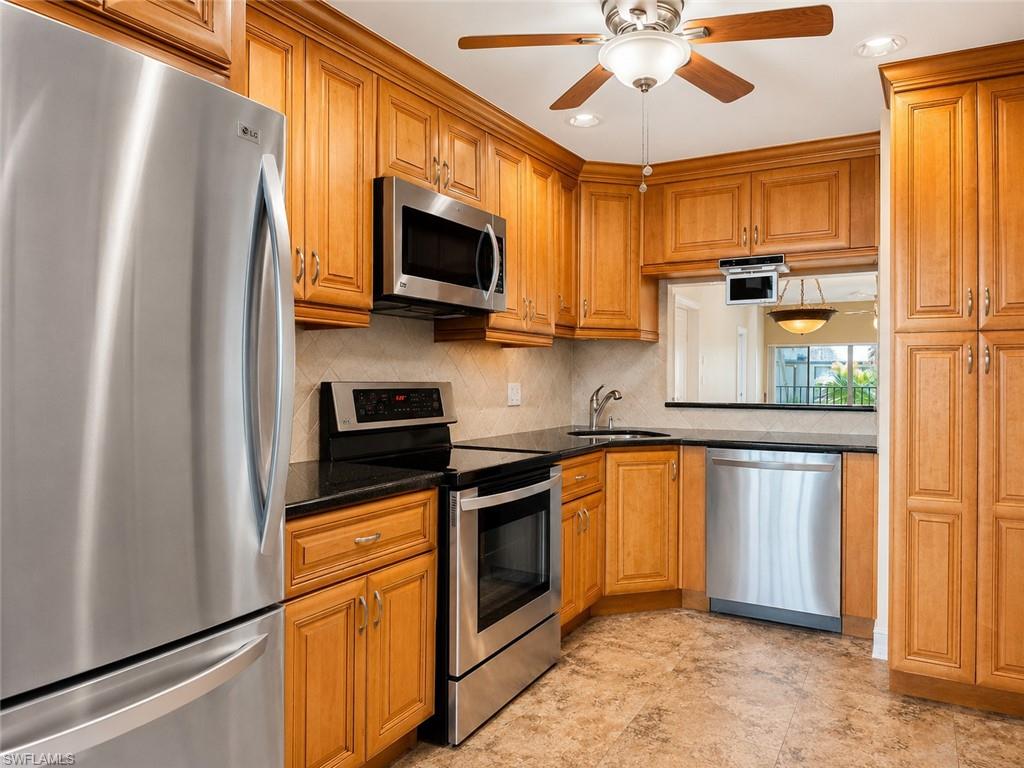 3370 10 St #1308, Naples, FL 34103 photo