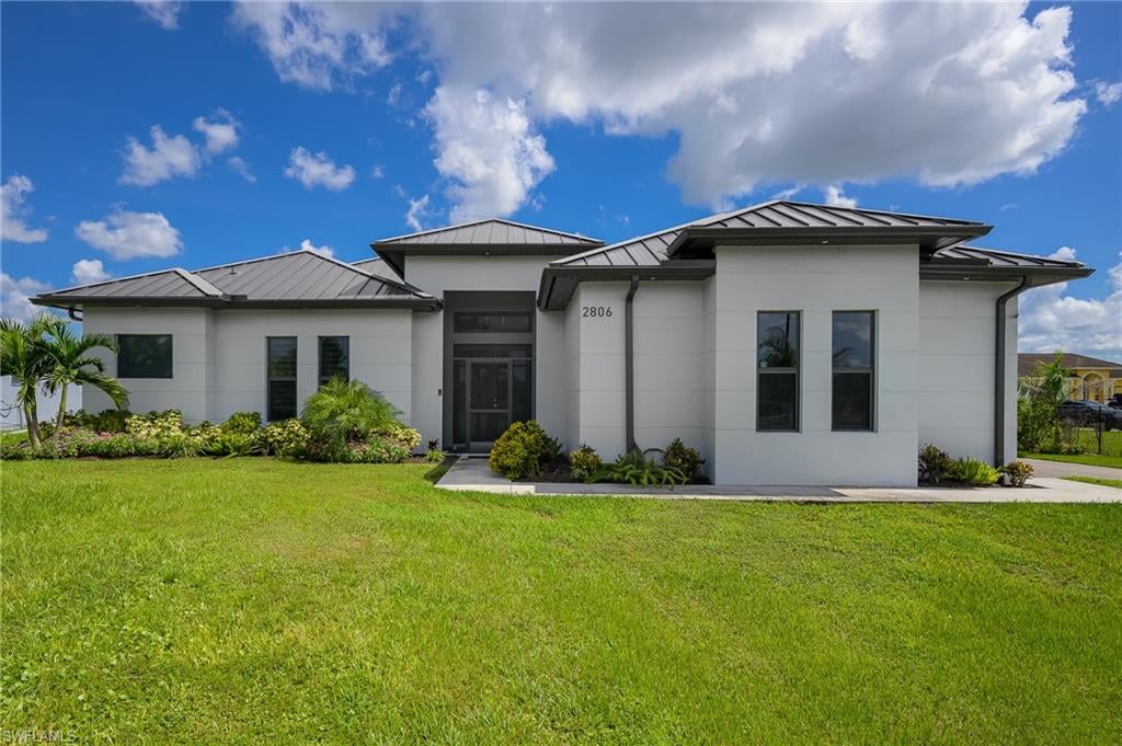 2806 45 Ave, Naples, FL 34120