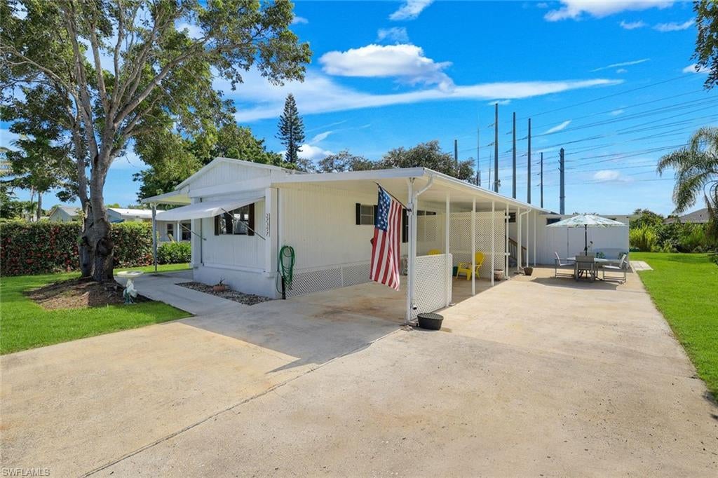 27397 Duvernay Dr, Bonita Springs, FL 34135 photo