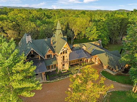Single Family Residence in Franklin TN 2465 Old Charlotte Pike.jpg