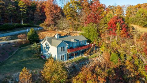 Single Family Residence in Tallassee TN 7121 Flats Rd.jpg