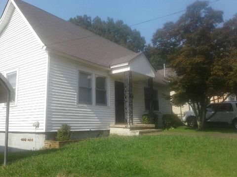 Single Family Residence in Jackson TN 147 Preston St.jpg