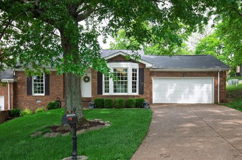 Townhouse in Brentwood TN 7006 Tartan Dr.jpg