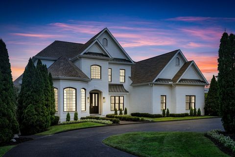 Single Family Residence in Brentwood TN 9572 Hampton Reserve Dr 1.jpg