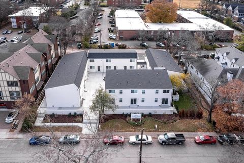 Townhouse in Nashville TN 2129 Acklen Ave #9.jpg