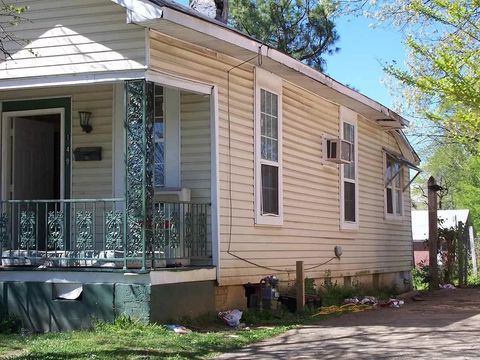 Single Family Residence in Jackson TN 149 Preston St.jpg