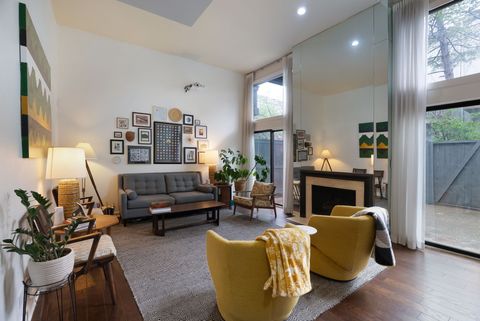 Townhouse in Nashville TN 119 Hampton Pl.jpg