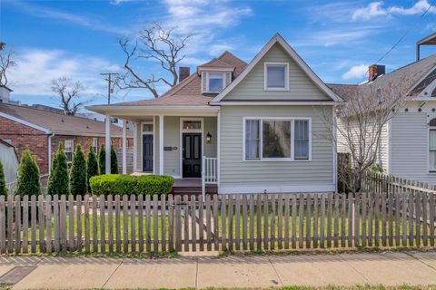Single Family Residence in Nashville TN 1077 2nd Ave.jpg