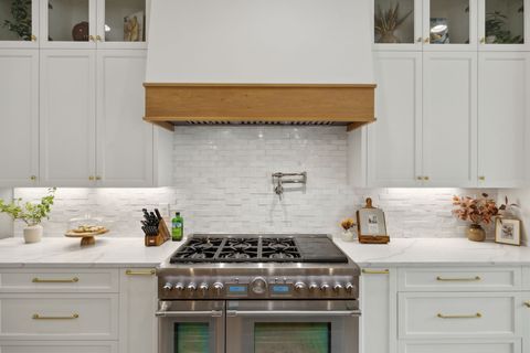 Single Family Residence in Franklin TN 910 Sunset Ridge Dr 18.jpg