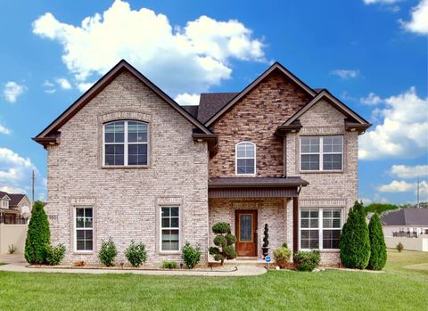 Single Family Residence in Smyrna TN 5501 Endurance Lane.jpg