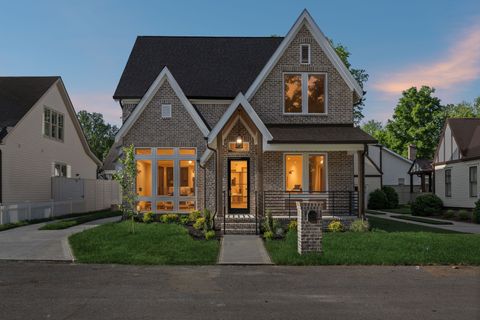 Single Family Residence in Franklin TN 102 Battlefield Dr.jpg