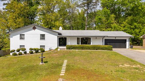 Single Family Residence in Chattanooga TN 7007 Genoa Drive.jpg