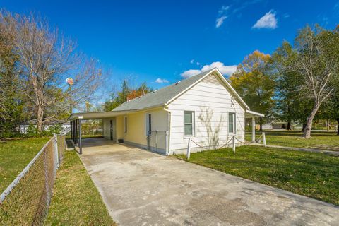 Single Family Residence in Chattanooga TN 1521 Mack Smith Road.jpg