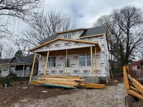 Single Family Residence in Chattanooga TN 4217 Oakland Avenue.jpg