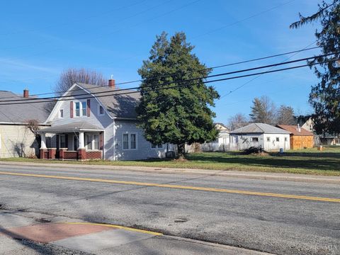 Single Family Residence in Sunman IN 215 Meridian Street.jpg