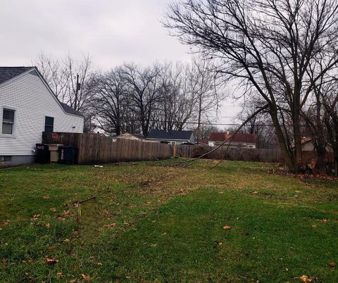 Unimproved Land in South Bend IN 601 Illinois Street.jpg