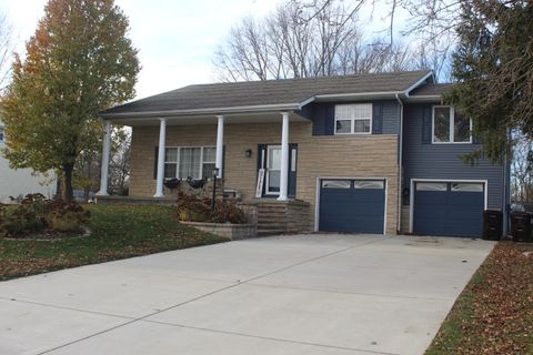 Single Family Residence in Valparaiso IN 1205 Meadow Glen Drive.jpg