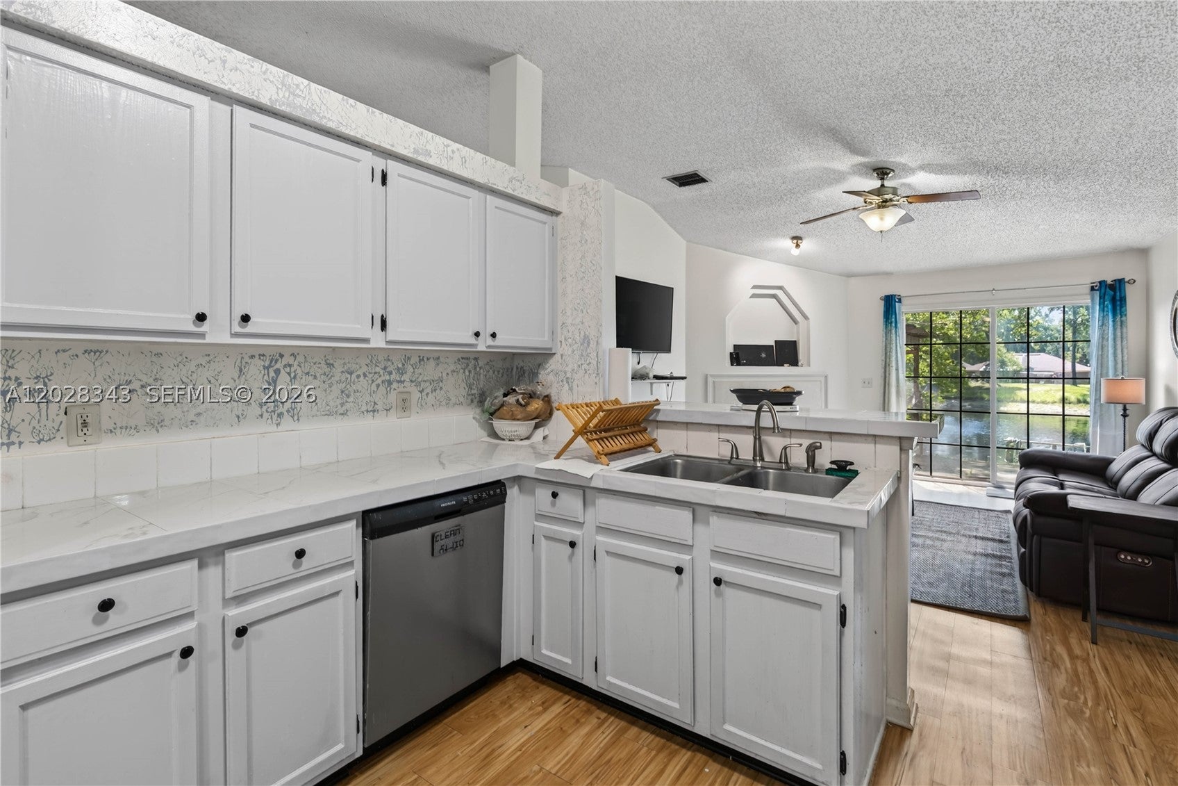 1641 Spring Oaks Ln, Jacksonville, FL 32221 photo